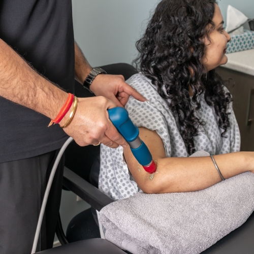 shockwave-therapy-Apex-Physiotherapy-and-Health-Clinic-Abbotsford-Surrey-BC